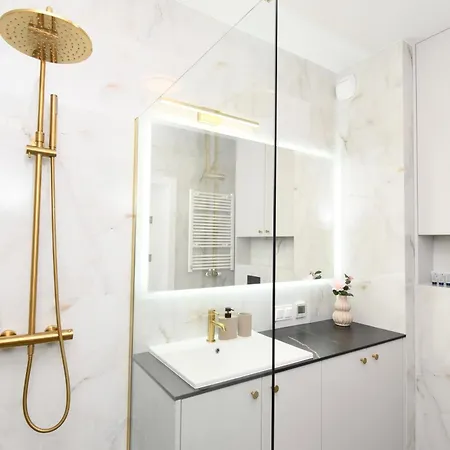 Totu Home Apartament Z Balkonem - Srodmiescie Gdynia